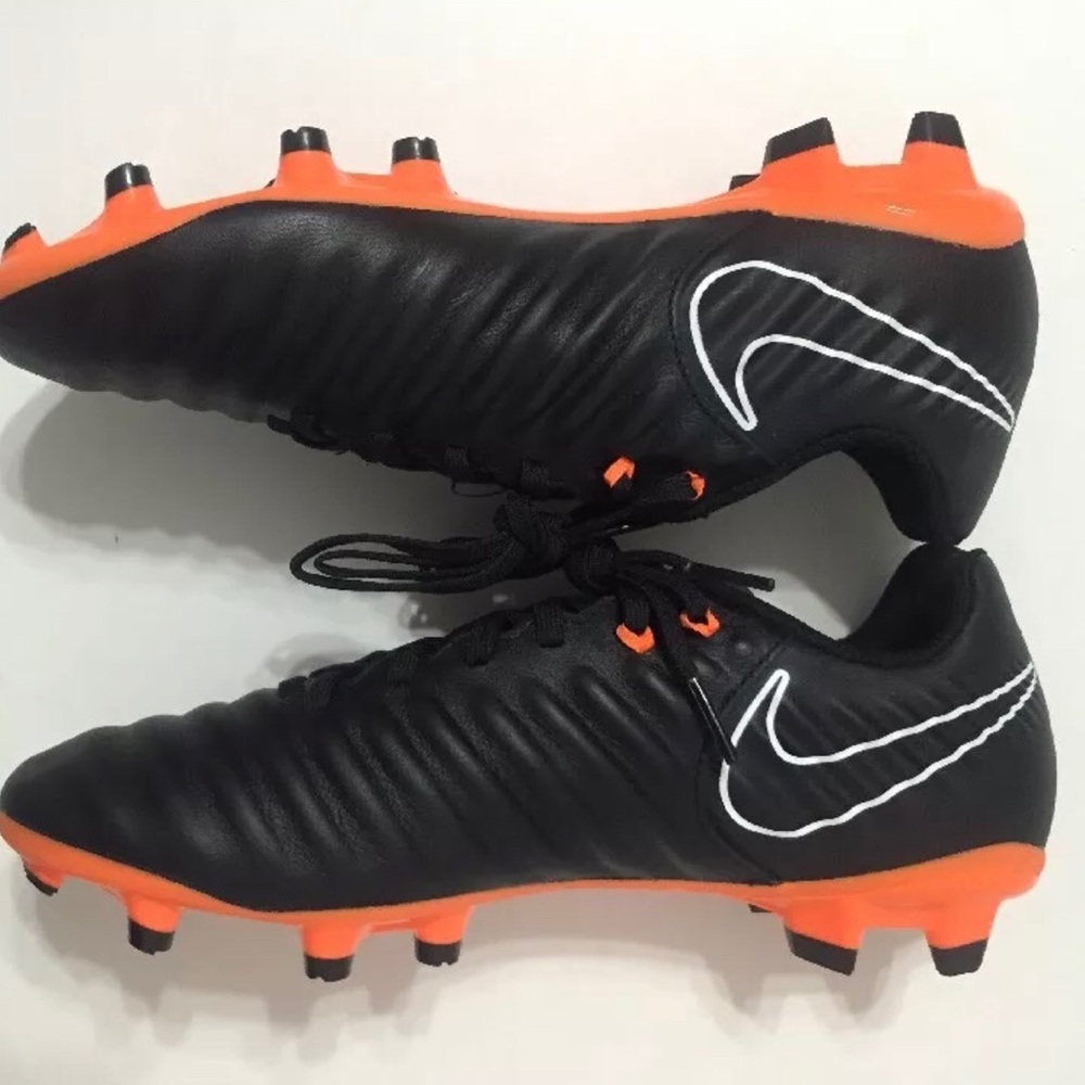 Nike Tiempo Legend 7 Academy FG Soccer Cleats